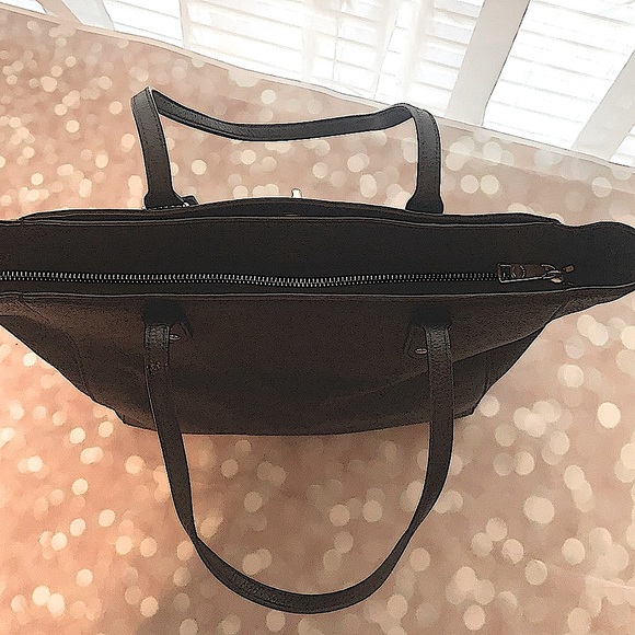 Coach Classic Large Black Leather Bag - Picture 10 of 15